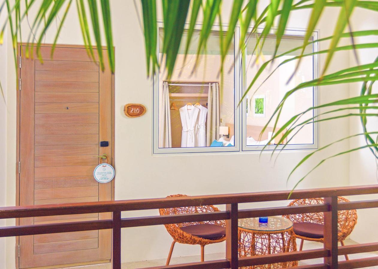 มลาฮินี กูดา บันดอส รีสอร์ต Hotel ฮุลฮูมาเล ภายนอก รูปภาพ A room at the hotel
