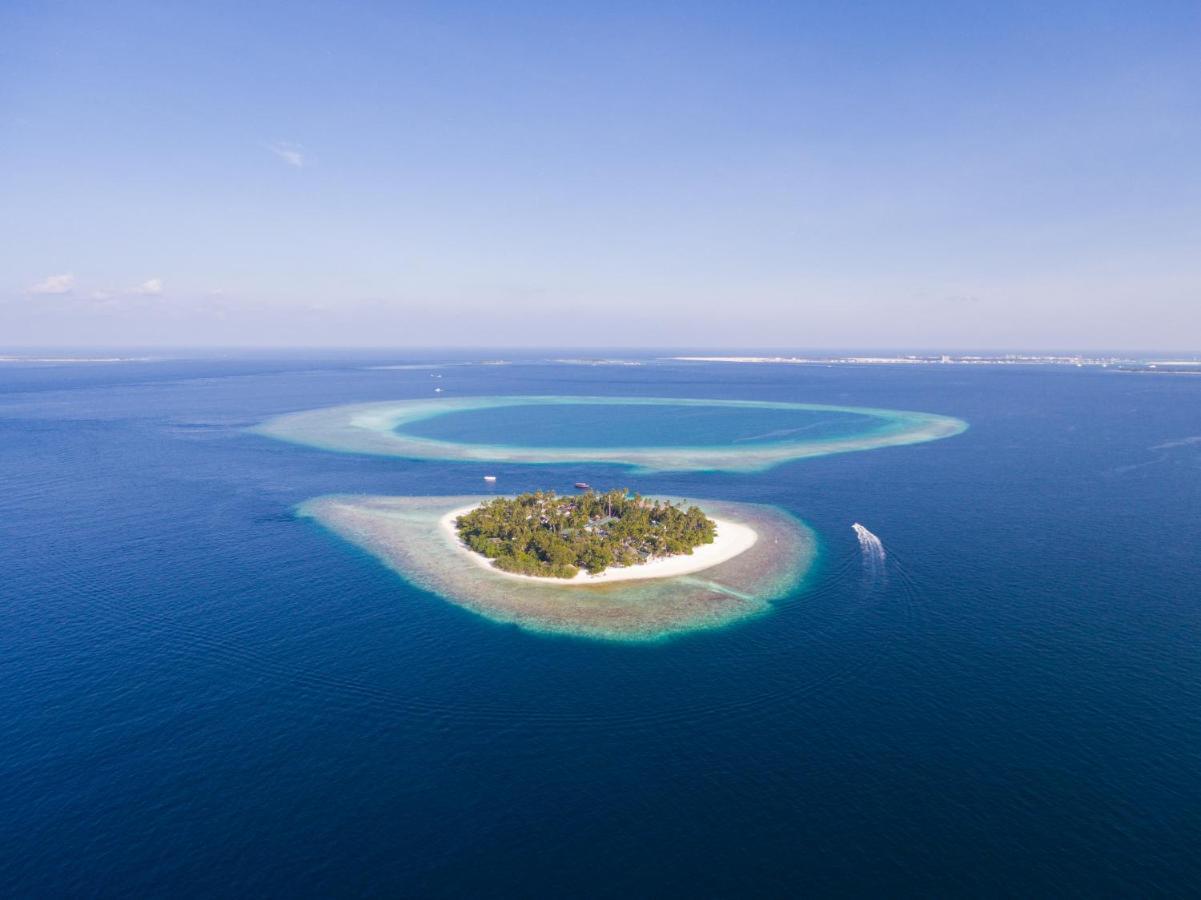 มลาฮินี กูดา บันดอส รีสอร์ต Hotel ฮุลฮูมาเล ภายนอก รูปภาพ The island of Maluku