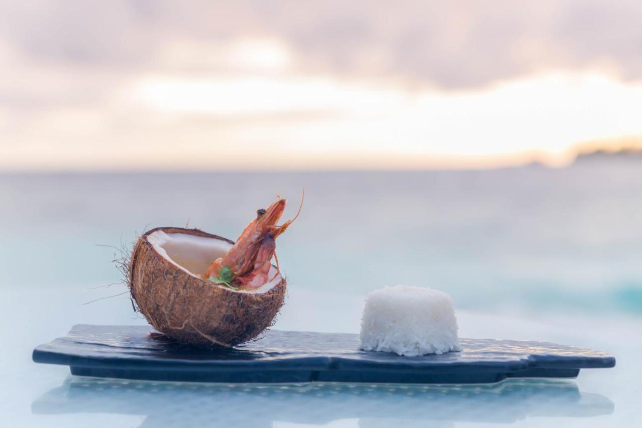 มลาฮินี กูดา บันดอส รีสอร์ต Hotel ฮุลฮูมาเล ภายนอก รูปภาพ Coconut and shrimp