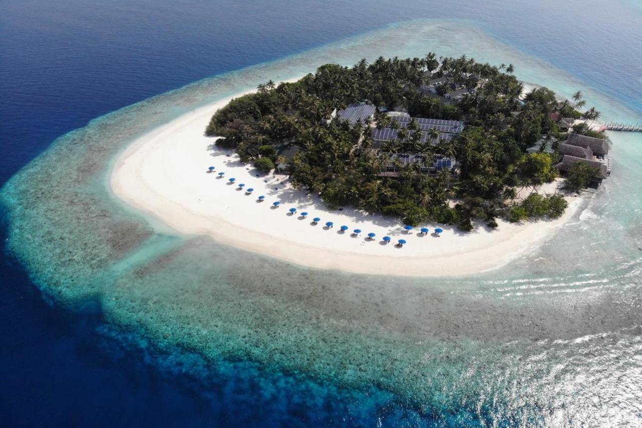 มลาฮินี กูดา บันดอส รีสอร์ต Hotel ฮุลฮูมาเล ภายนอก รูปภาพ The resort island of Bolifushi