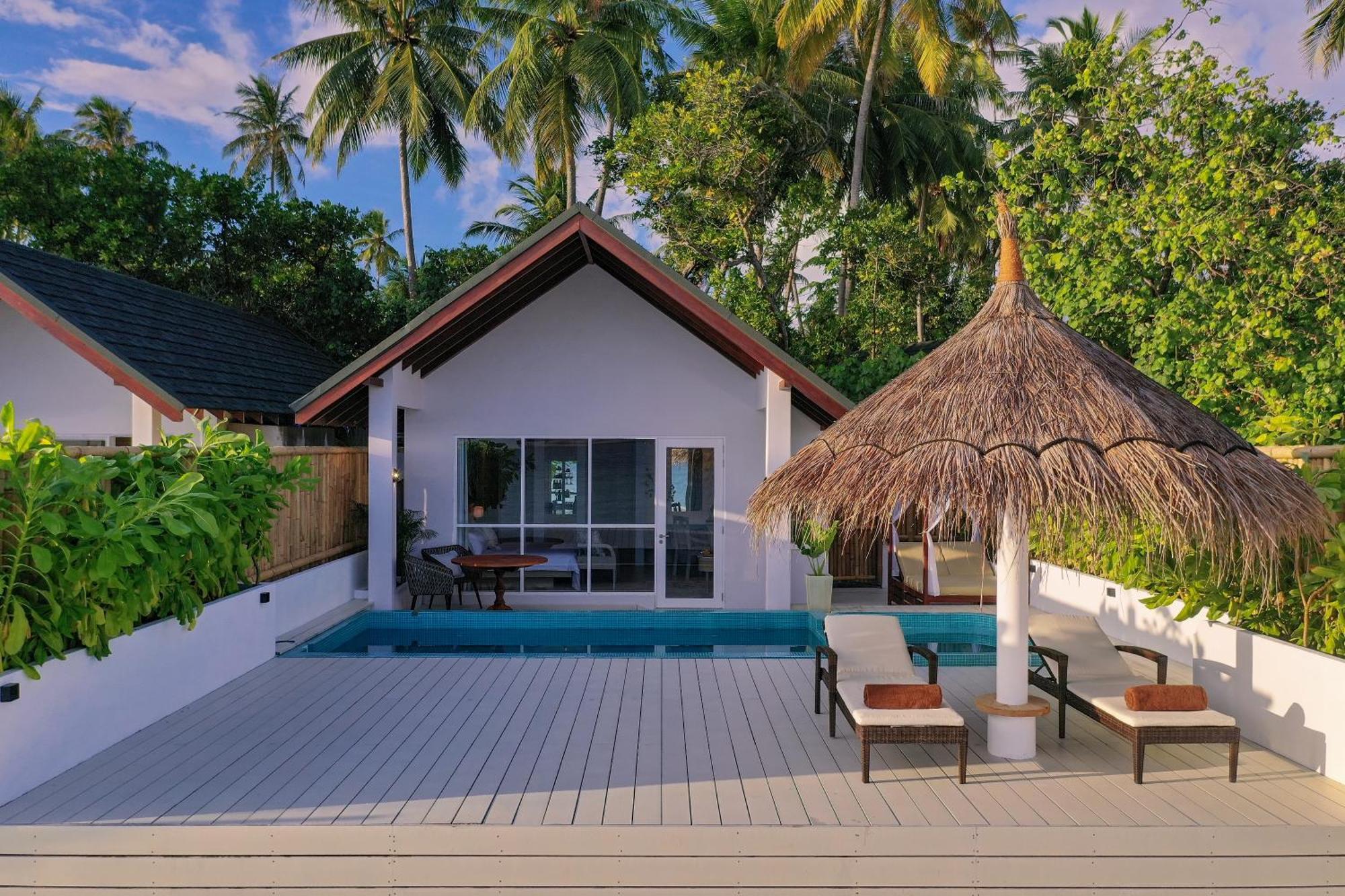 มลาฮินี กูดา บันดอส รีสอร์ต Hotel ฮุลฮูมาเล ภายนอก รูปภาพ A villa at the resort