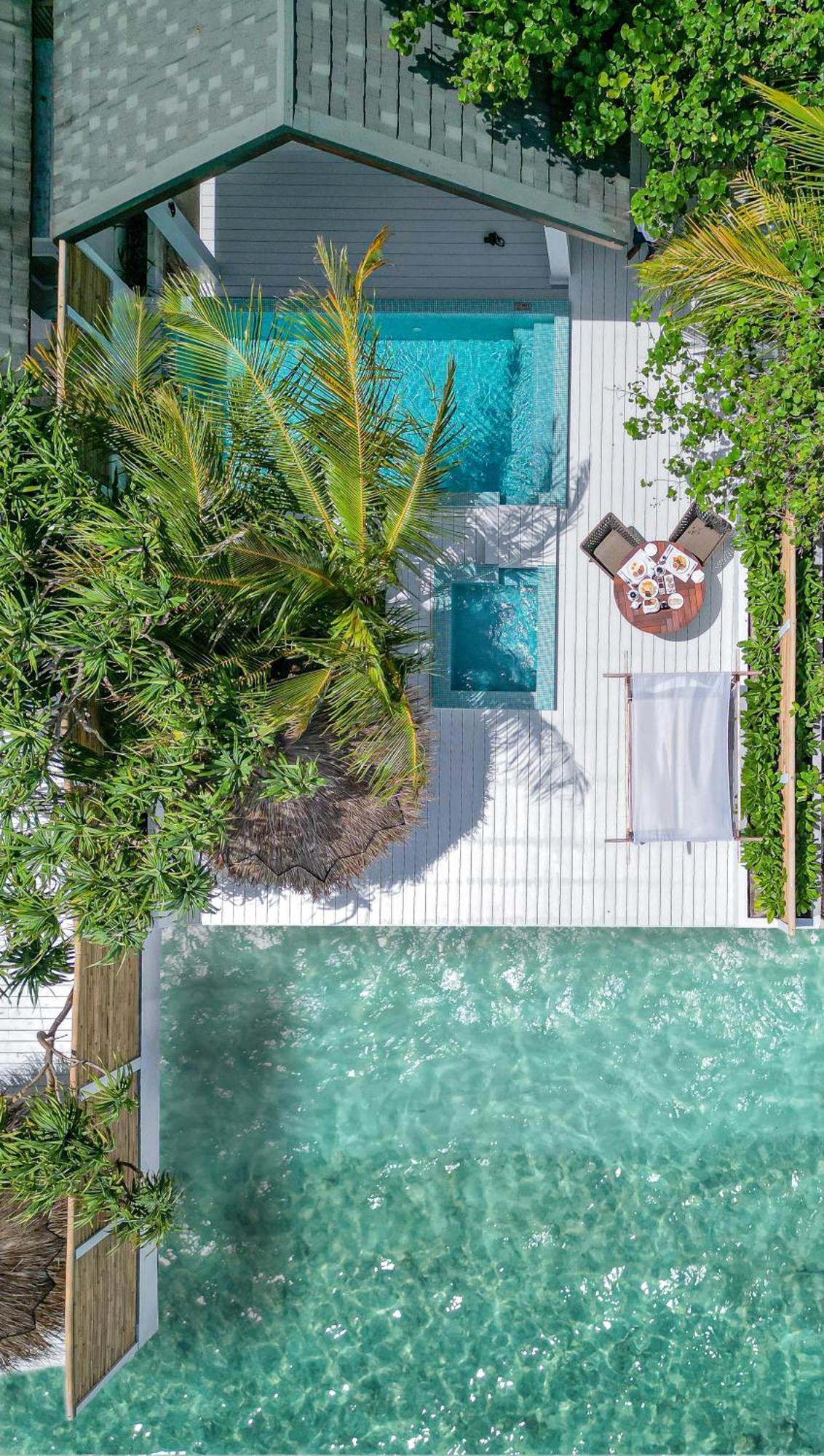 มลาฮินี กูดา บันดอส รีสอร์ต Hotel ฮุลฮูมาเล ภายนอก รูปภาพ The pool at the hotel