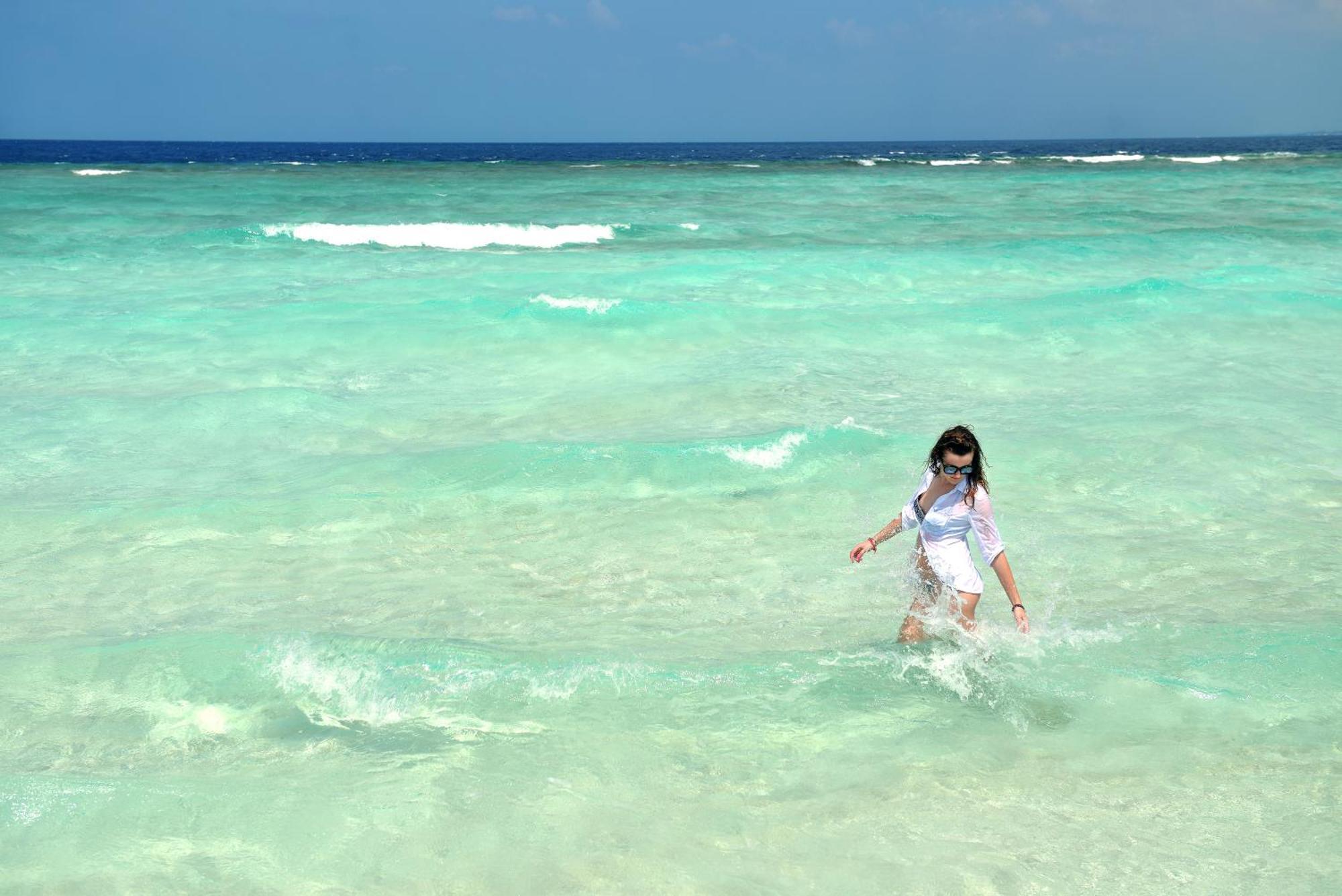 มลาฮินี กูดา บันดอส รีสอร์ต Hotel ฮุลฮูมาเล ภายนอก รูปภาพ Beach at Cayo Largo del Sur